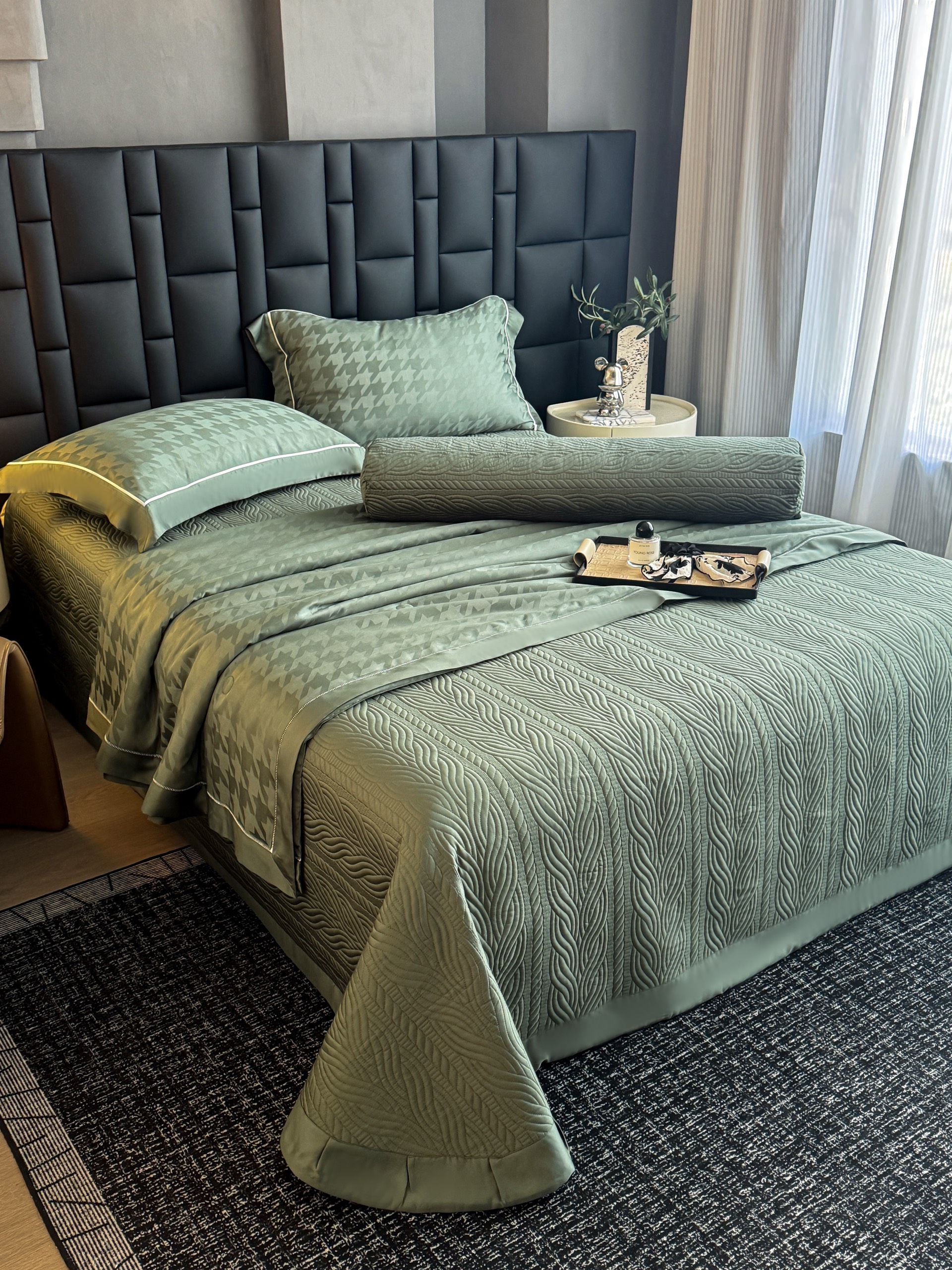 Bộ chăn ga Tencel Cao Cấp Roma 120s Màu Xanh Lá - Ảnh 4